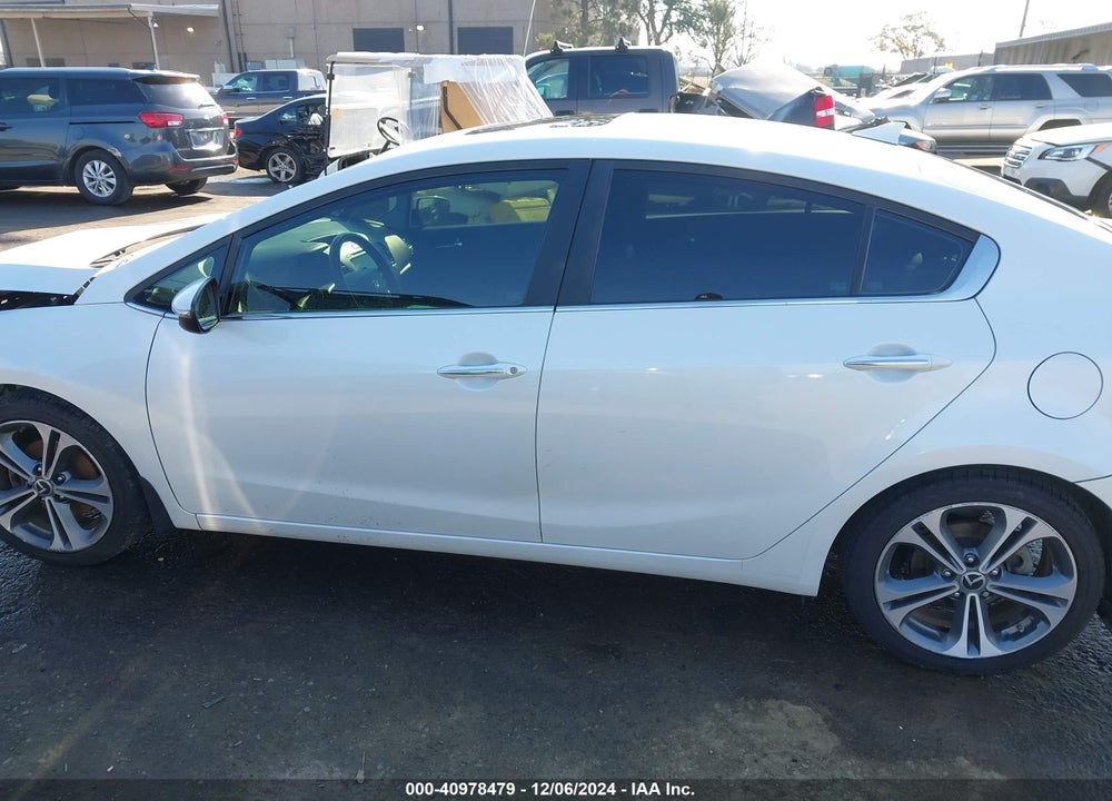 2016 KIA FORTE EX VIN: KNAFZ4A85G5577919