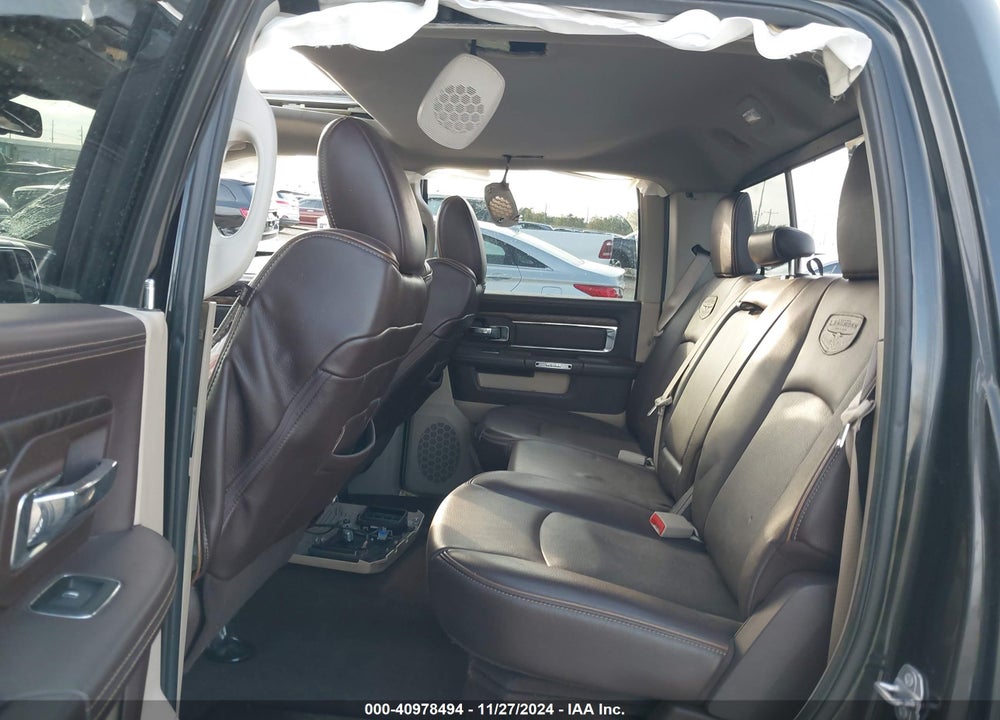 2017 RAM 1500 VIN: 1C6RR7PT2HS689729