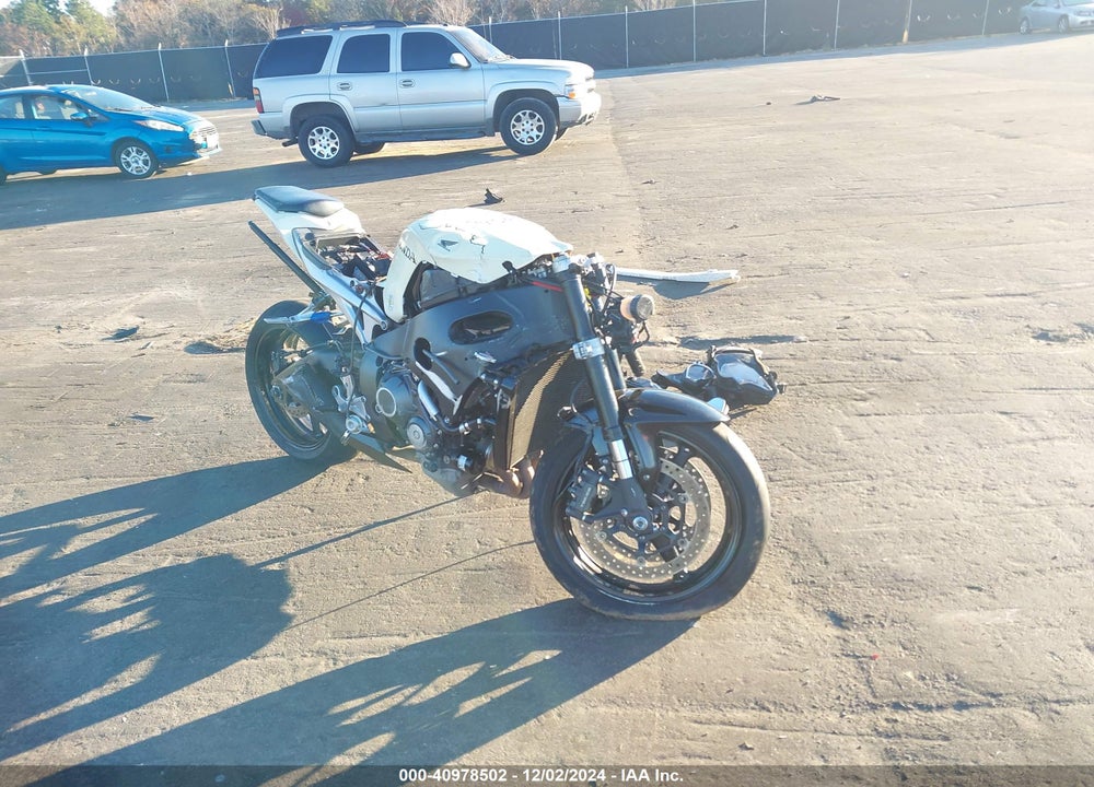 2008 HONDA CBR1000 RR VIN: JH2SC59018M000729