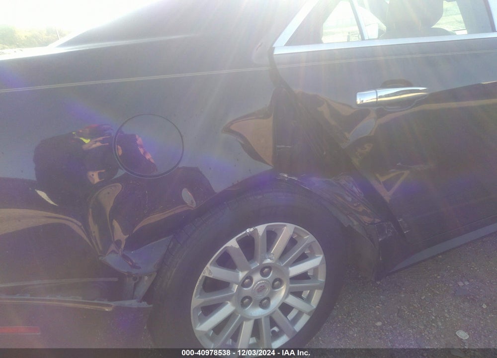 2010 CADILLAC CTS LUXURY VIN: 1G6DE5EG7A0104575