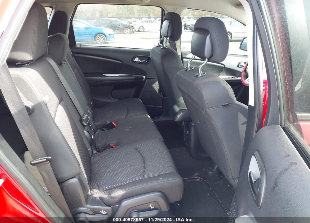 2018 DODGE JOURNEY SE VIN: 3C4PDCAB1JT277555