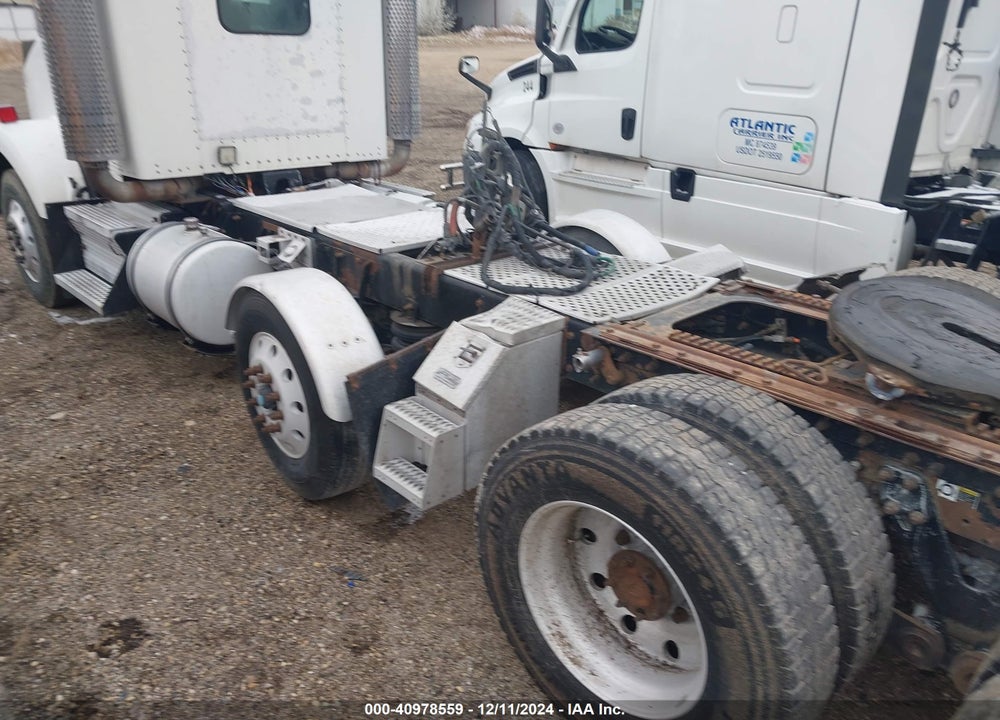 2007 KENWORTH T800 T800 VIN: 1XKDPB0X17R182954