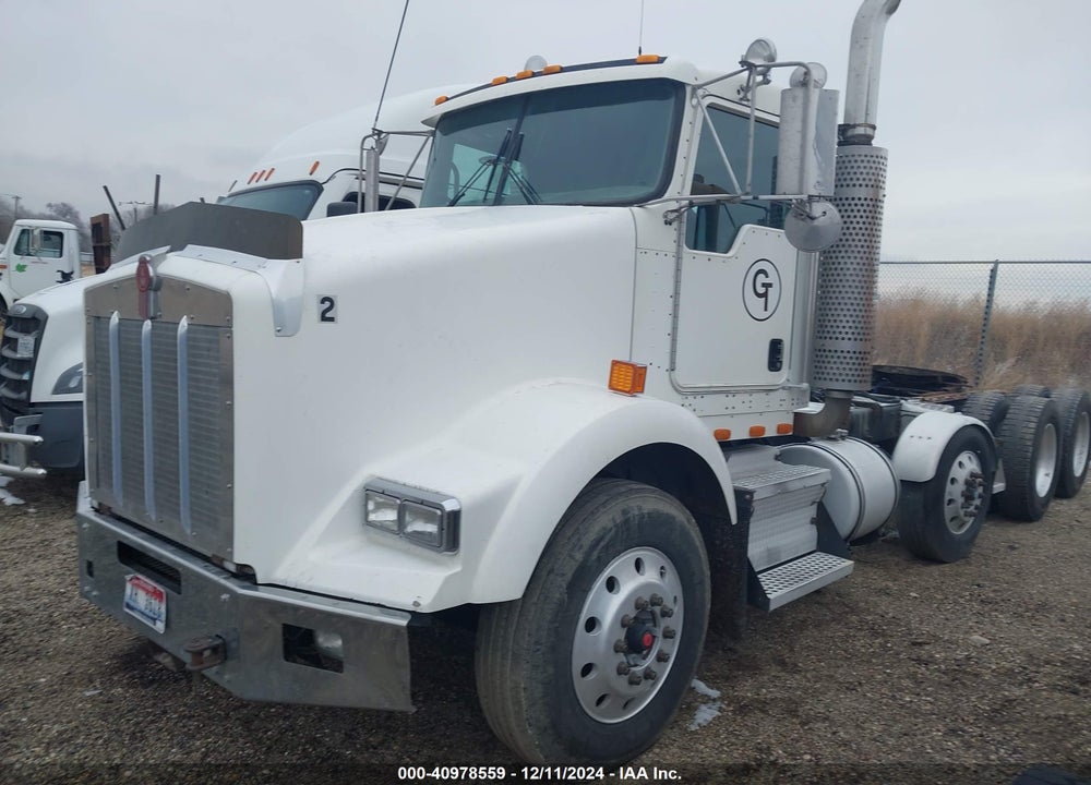 2007 KENWORTH T800 T800 VIN: 1XKDPB0X17R182954