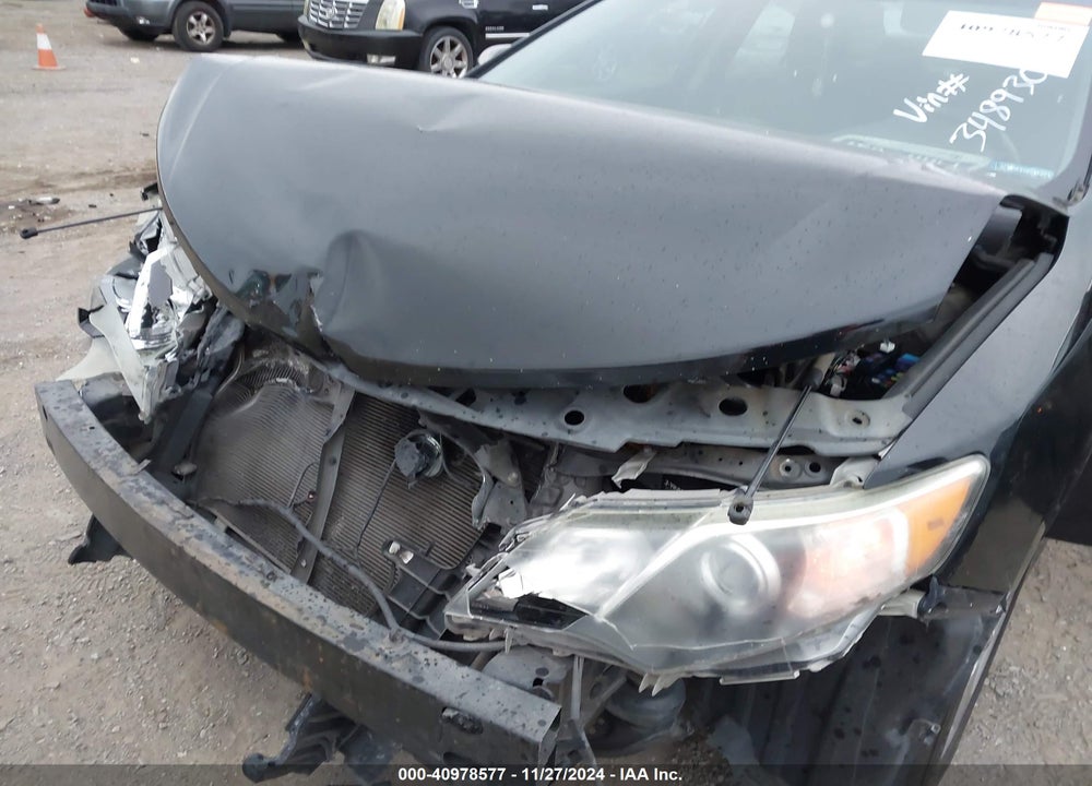 2014 TOYOTA CAMRY SE VIN: 4T1BF1FK5EU348930