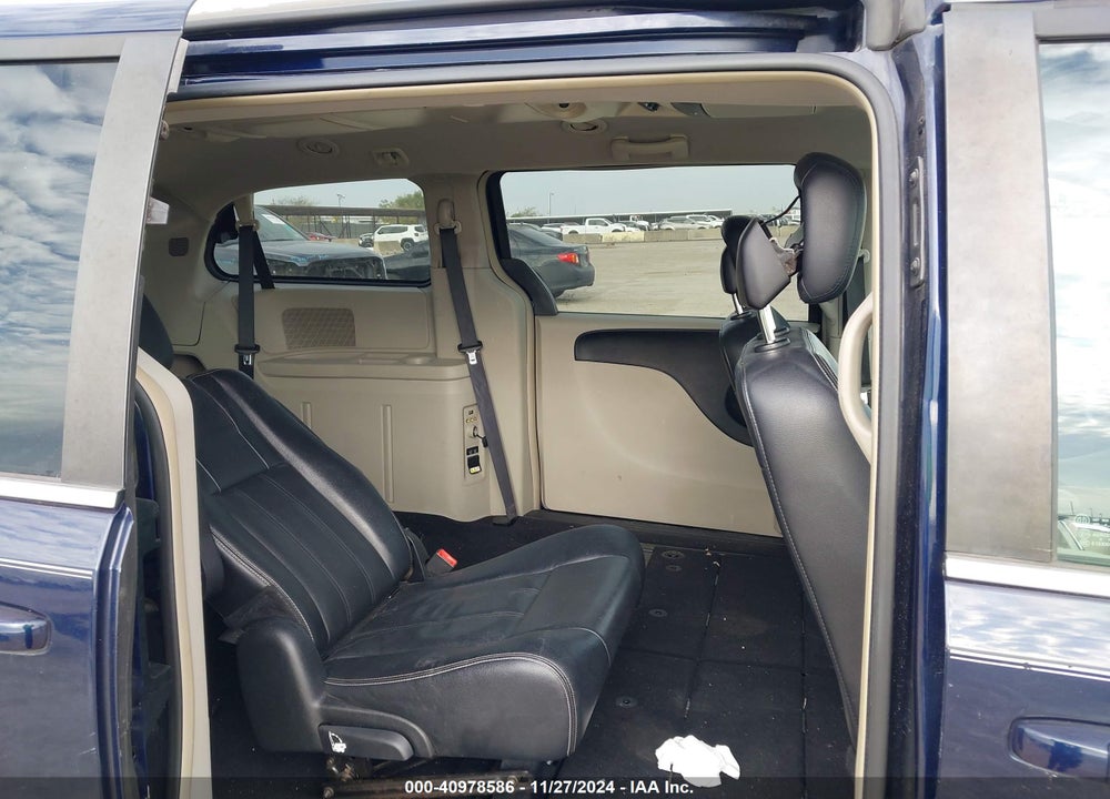2014 CHRYSLER TOWN & COUNTRY TOURING VIN: 2C4RC1BG4ER443909