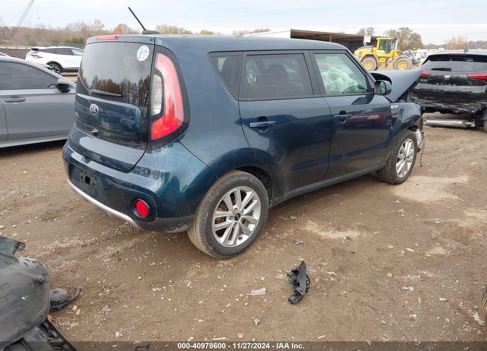2017 KIA SOUL VIN: KNDJP3A5XH7412117