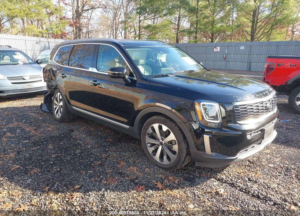 2020 KIA TELLURIDE S VIN: 5XYP6DHC5LG004630