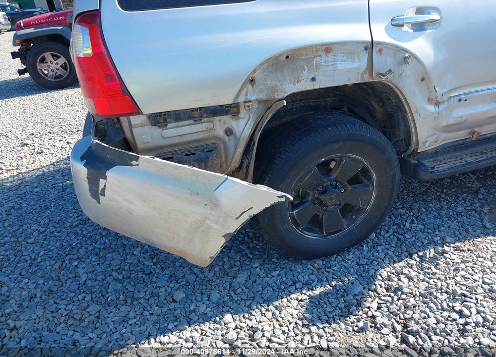 2006 TOYOTA 4RUNNER SR5 V6 VIN: JTEBU14R068058997
