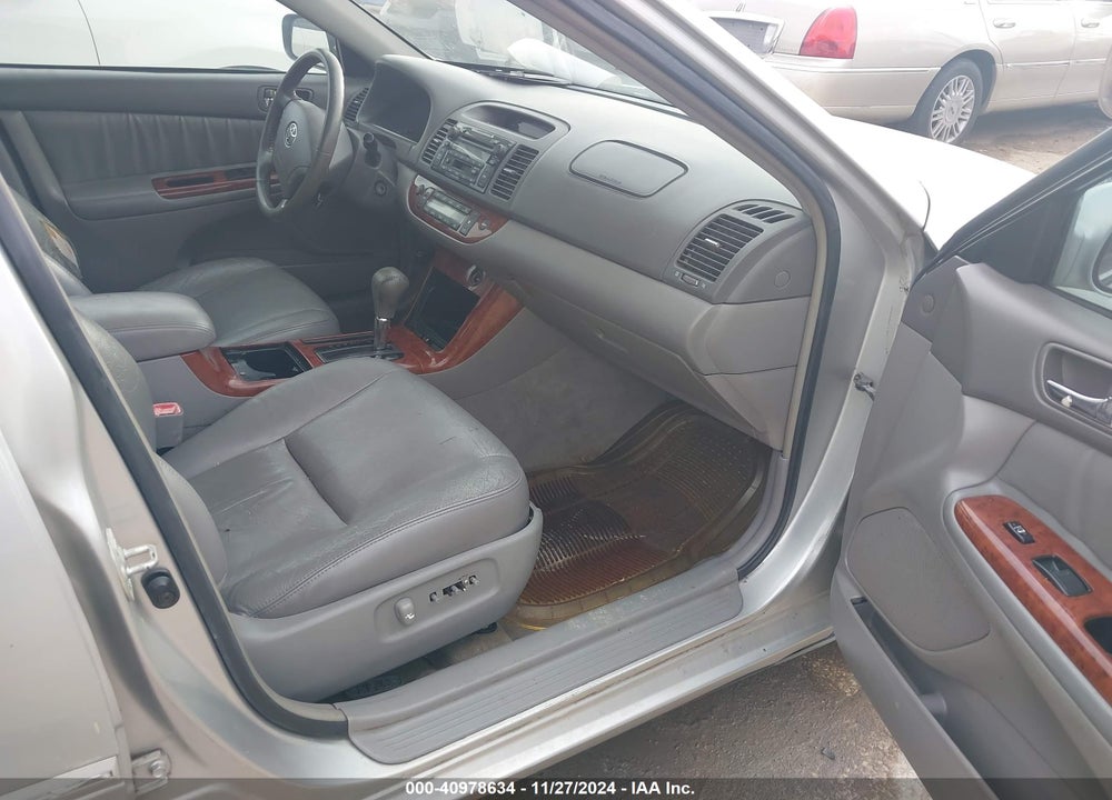 2006 TOYOTA CAMRY XLE V6 VIN: 4T1BF32K26U625858