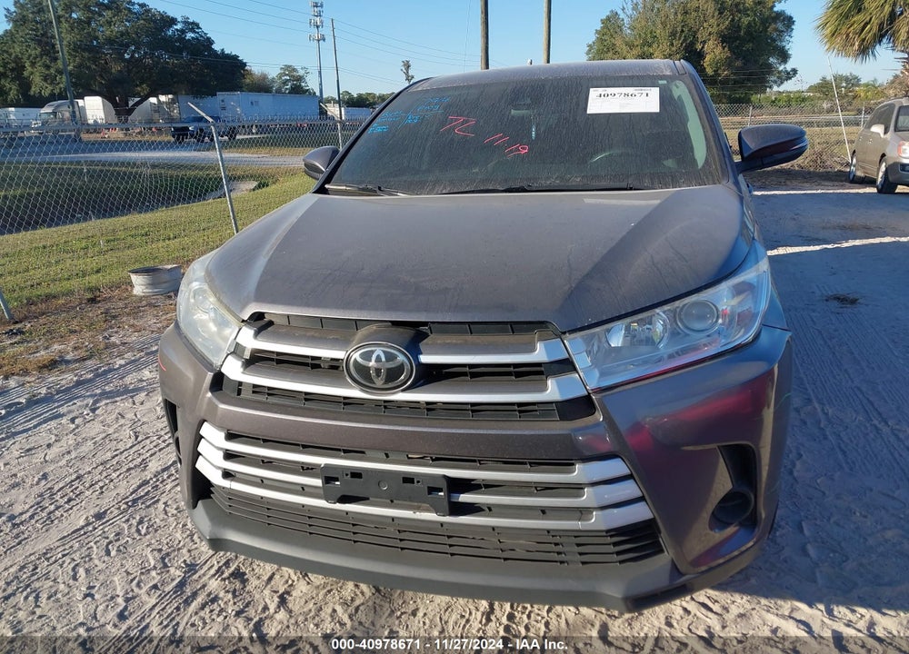 2019 TOYOTA HIGHLANDER LE VIN: 5TDBZRFH8KS978049