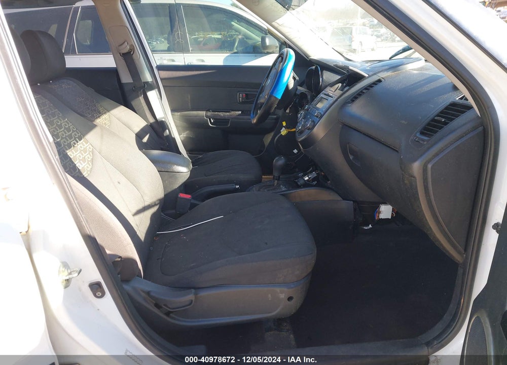2011 KIA SOUL VIN: KNDJT2A23B7718921