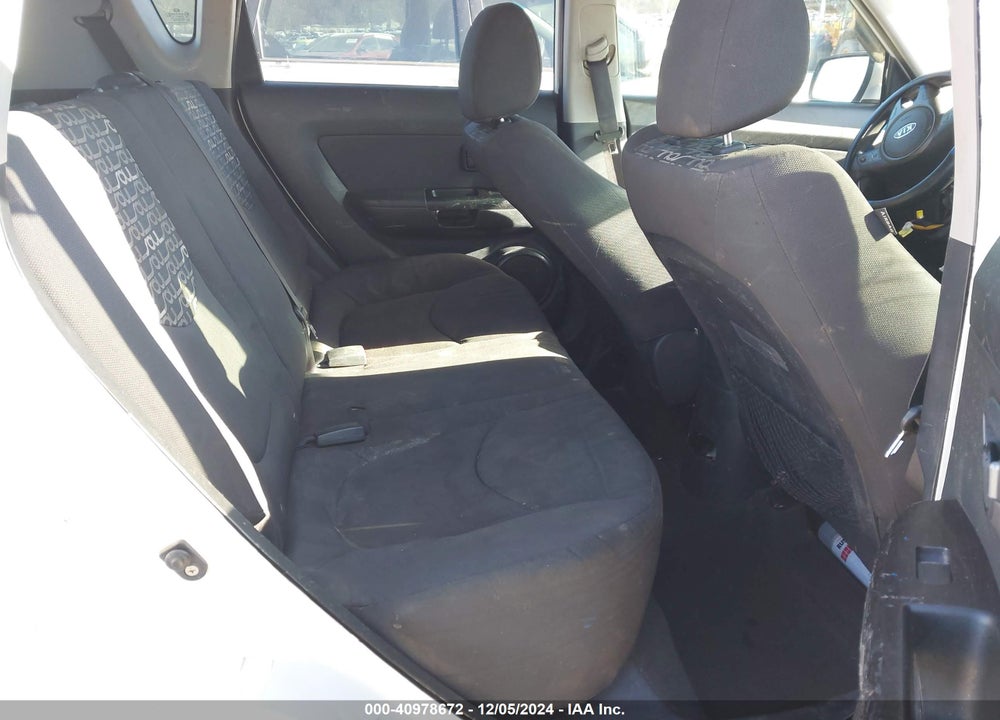 2011 KIA SOUL VIN: KNDJT2A23B7718921
