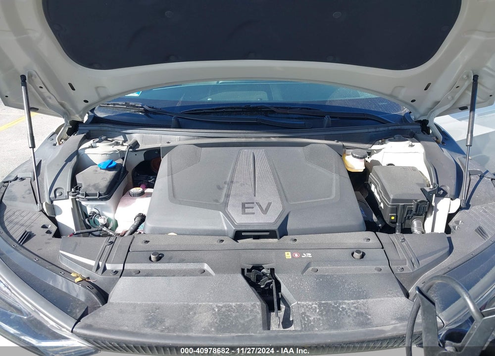 2024 KIA EV6 LIGHT LONG RANGE VIN: KNDC34LAXR5171743