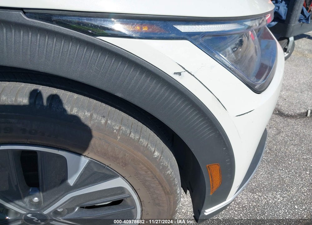 2024 KIA EV6 LIGHT LONG RANGE VIN: KNDC34LAXR5171743