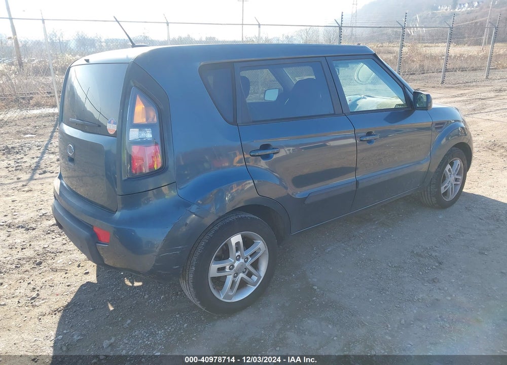 2011 KIA SOUL VIN: KNDJT2A26B7233236