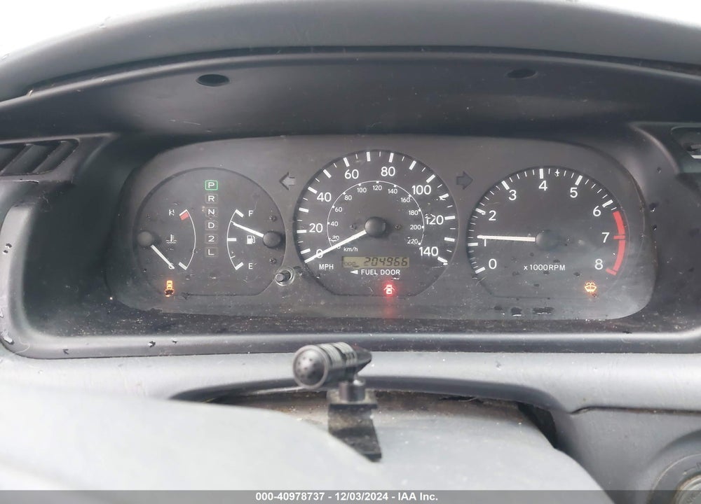 2001 TOYOTA CAMRY LE VIN: 4T1BG22K71U815901