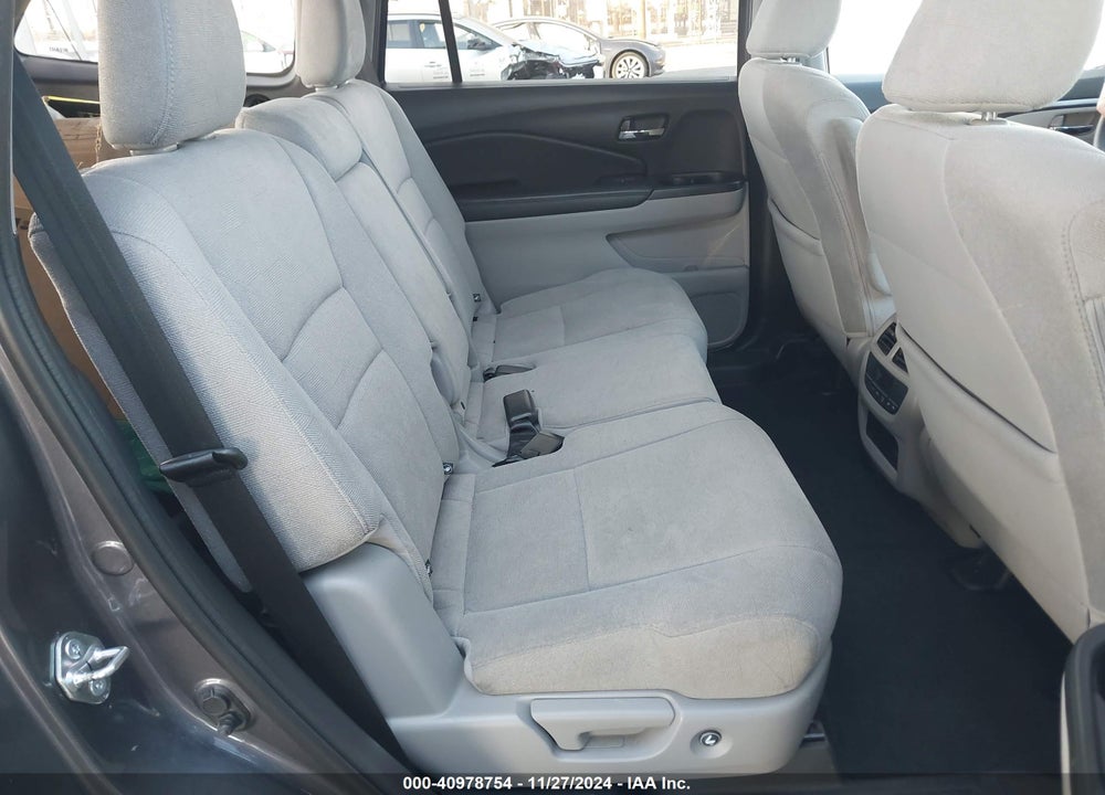 2019 HONDA PILOT EX VIN: 5FNYF5H30KB004325