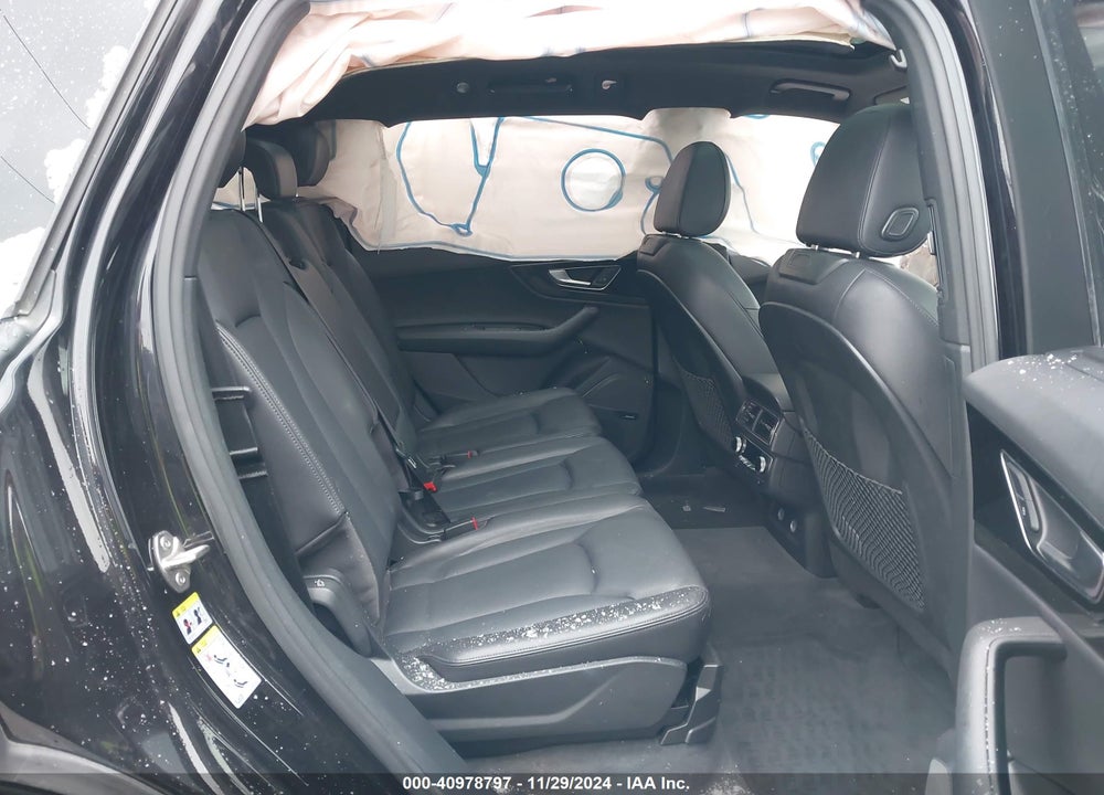 2018 AUDI Q7 3.0T PREMIUM VIN: WA1VAAF73JD037061