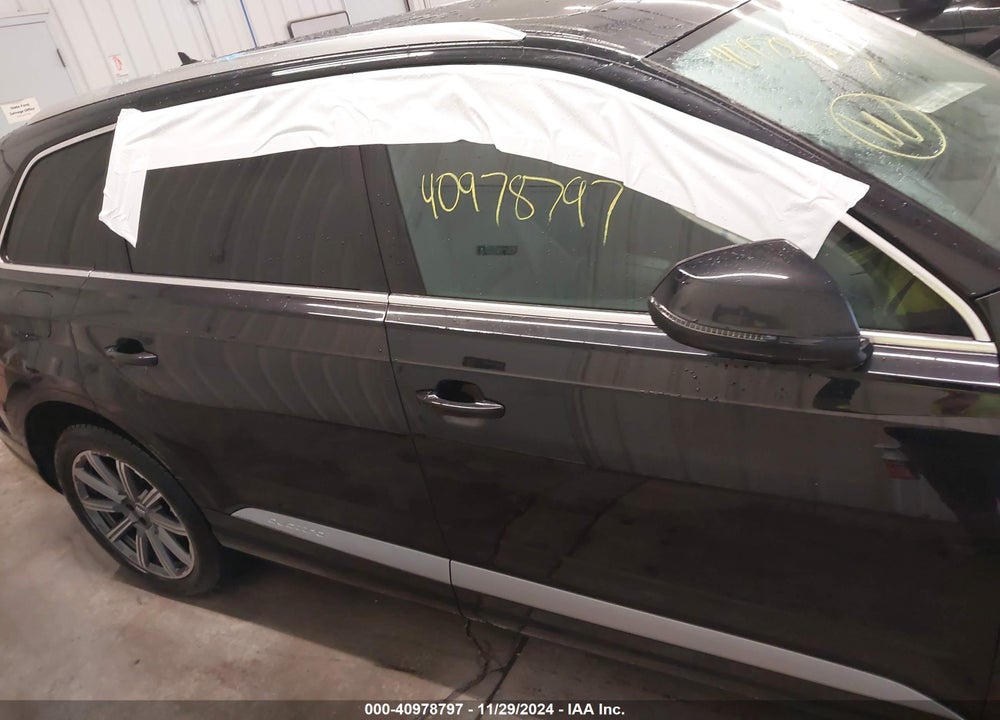 2018 AUDI Q7 3.0T PREMIUM VIN: WA1VAAF73JD037061