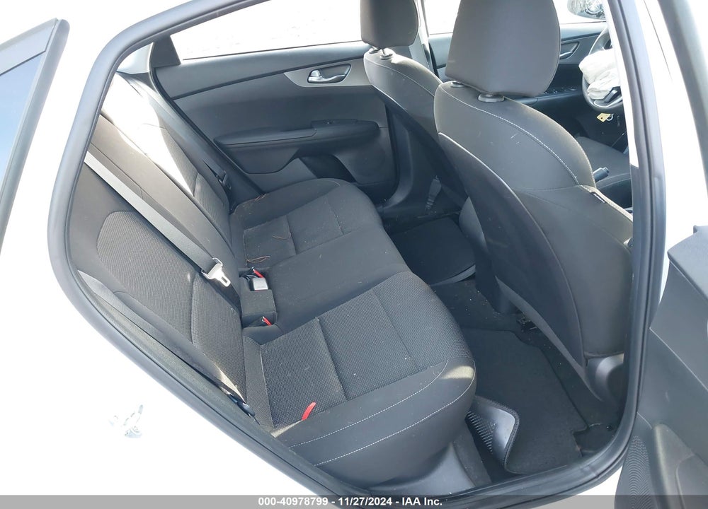 2021 KIA FORTE VIN: 3KPF24AD8ME273858