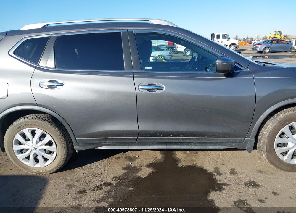 2017 NISSAN ROGUE S VIN: JN8AT2MT4HW151187