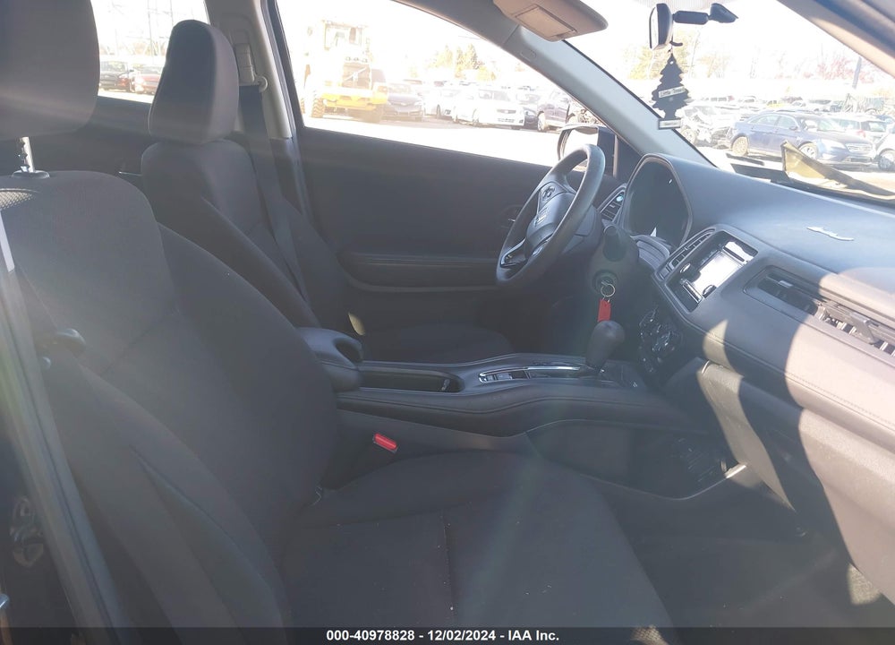 2017 HONDA HR-V LX VIN: 3CZRU6H34HM700832