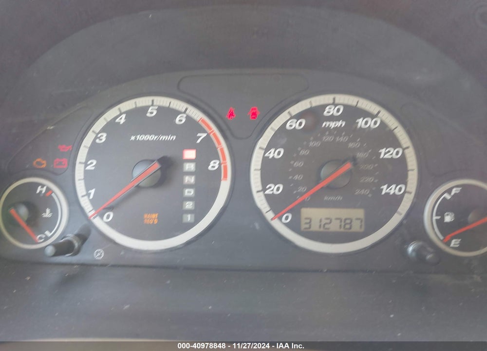 2002 HONDA CR-V LX VIN: JHLRD78472C029995