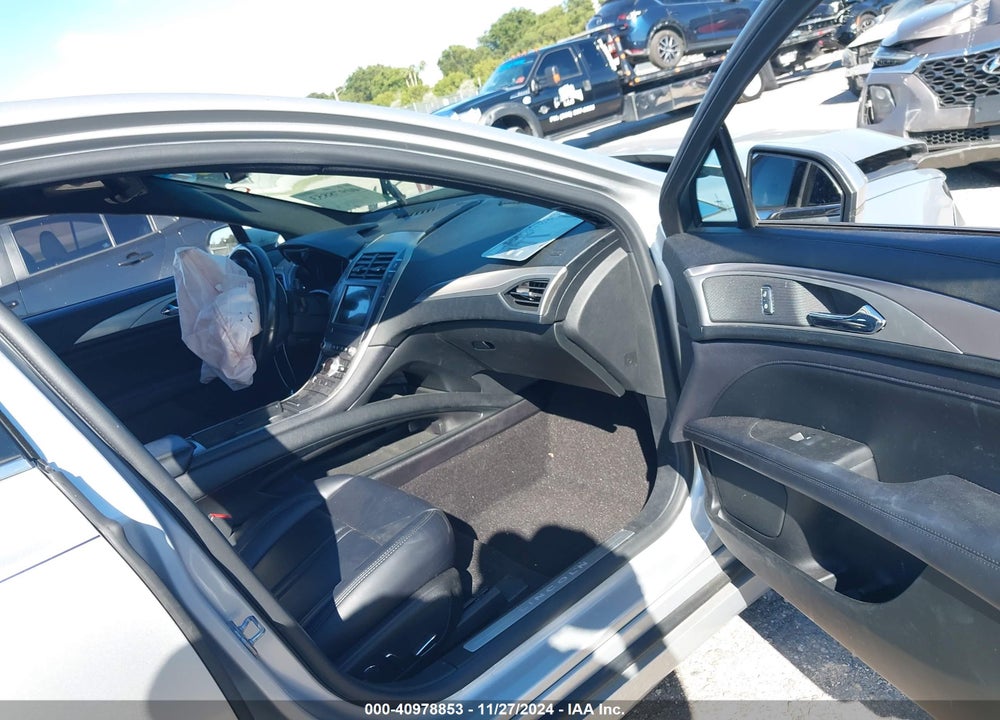 2019 LINCOLN MKZ STANDARD VIN: 3LN6L5B95KR601655