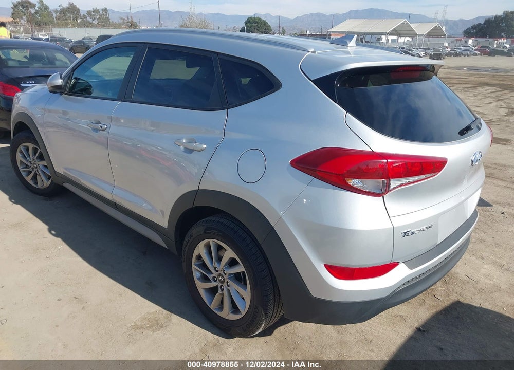 2018 HYUNDAI TUCSON SEL VIN: KM8J33A43JU816768