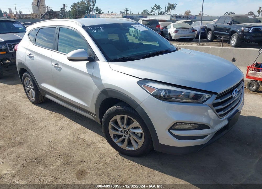 2018 HYUNDAI TUCSON SEL VIN: KM8J33A43JU816768