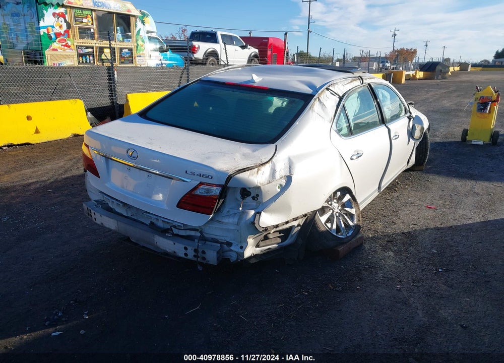 2011 LEXUS LS 460 VIN: JTHBL5EF4B5105395