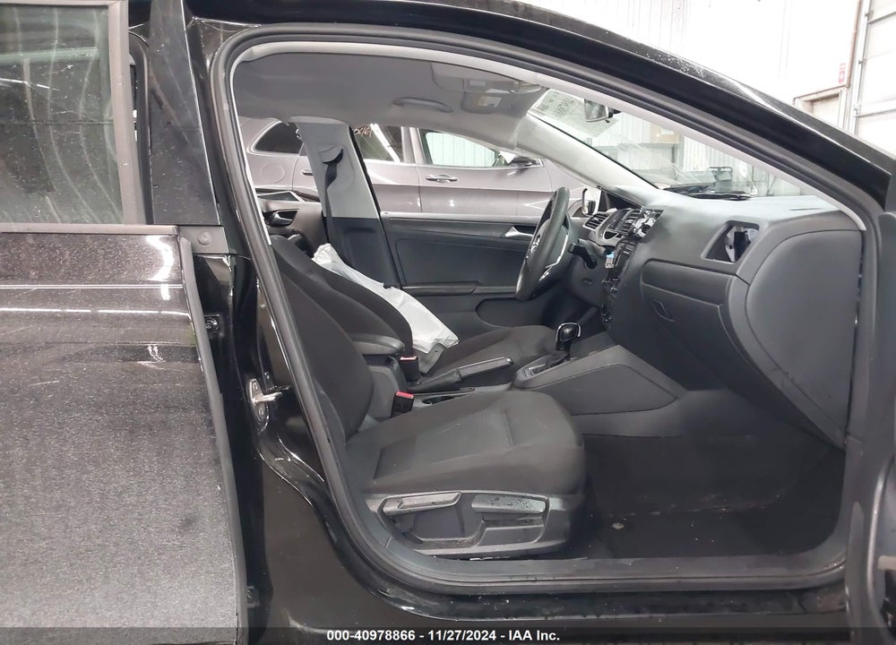 2015 VOLKSWAGEN JETTA 2.0L S VIN: 3VW2K7AJ4FM312926