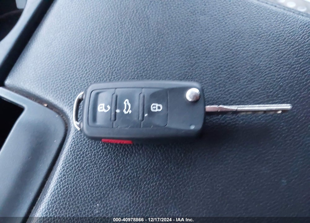 2015 VOLKSWAGEN JETTA 2.0L S VIN: 3VW2K7AJ4FM312926