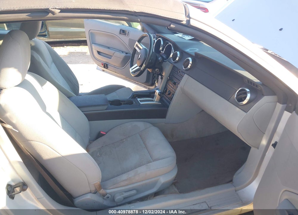 2006 FORD MUSTANG V6 VIN: 1ZVFT84N965242039