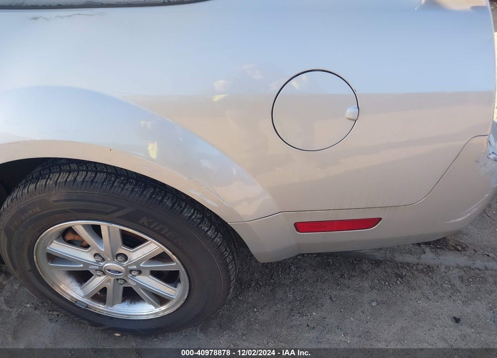 2006 FORD MUSTANG V6 VIN: 1ZVFT84N965242039
