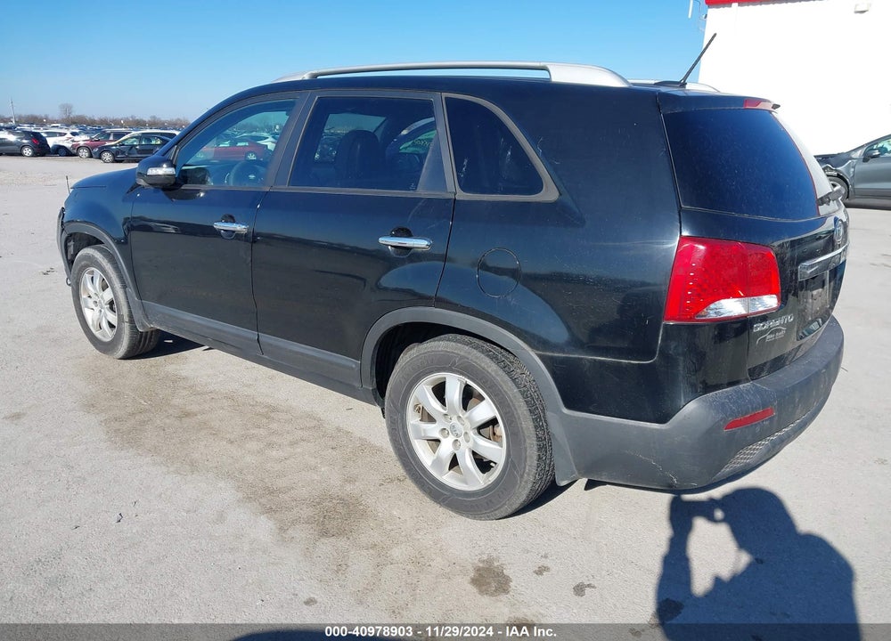 2013 KIA SORENTO LX VIN: 5XYKT3A6XDG363488