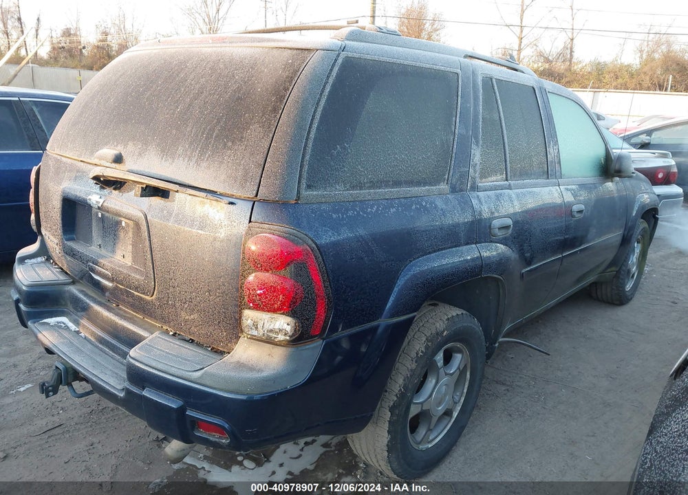 2007 CHEVROLET TRAILBLAZER LS VIN: 1GNDT13S472288817