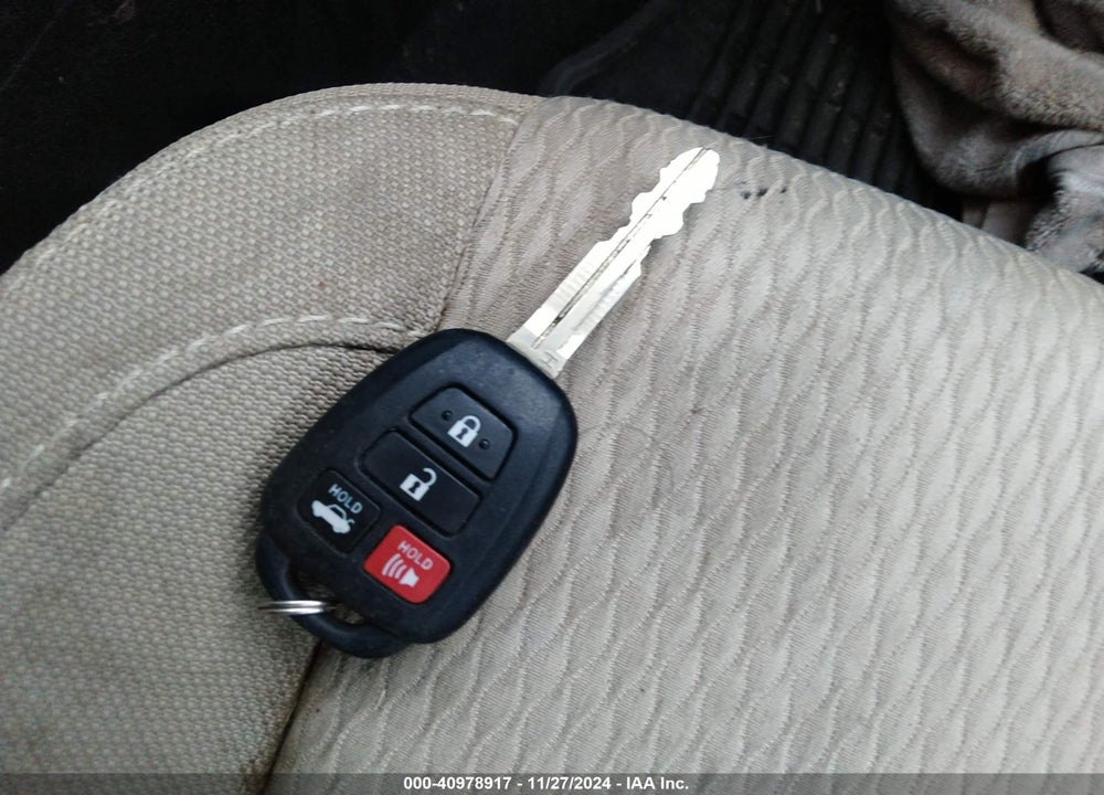 2016 TOYOTA COROLLA LE PLUS VIN: 5YFBURHE3GP556062