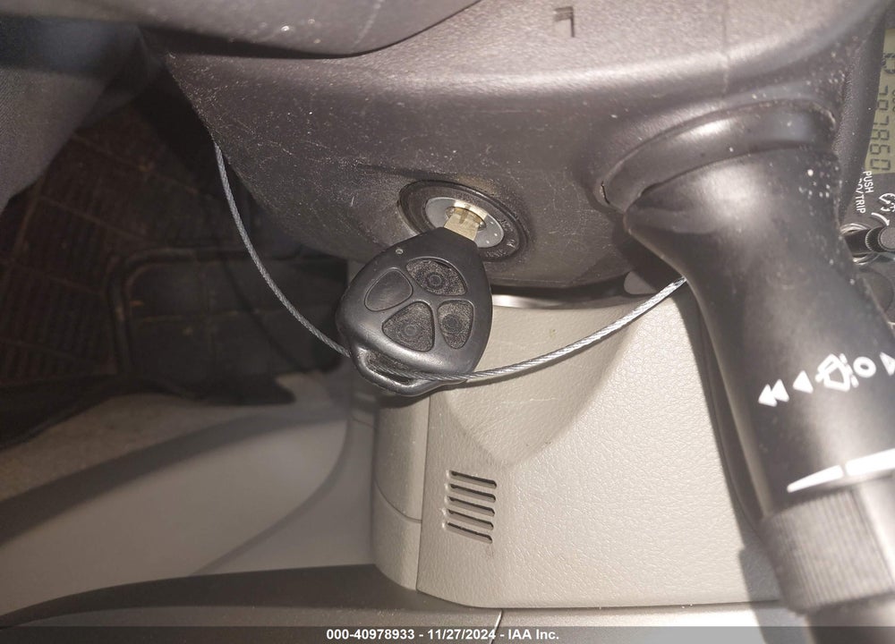 2011 TOYOTA COROLLA LE VIN: JTDBU4EE7BJ093881