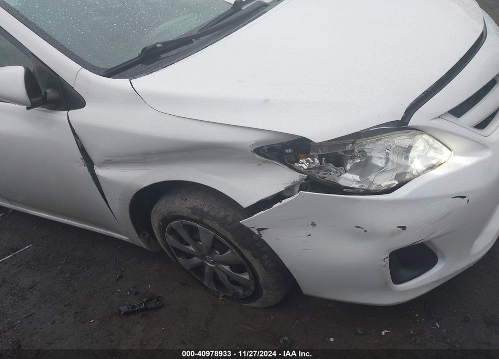 2011 TOYOTA COROLLA LE VIN: JTDBU4EE7BJ093881