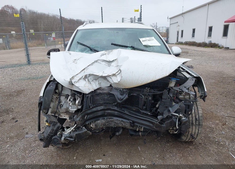 2014 VOLKSWAGEN TIGUAN SE VIN: WVGBV3AX5EW619524