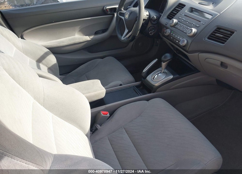 2010 HONDA CIVIC LX VIN: 2HGFG1B66AH535152