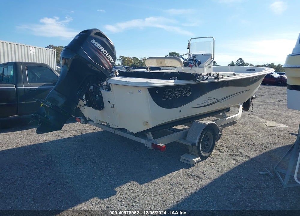 2014 CAROLINA SKIFF BOAT VIN: EKH3K211J314