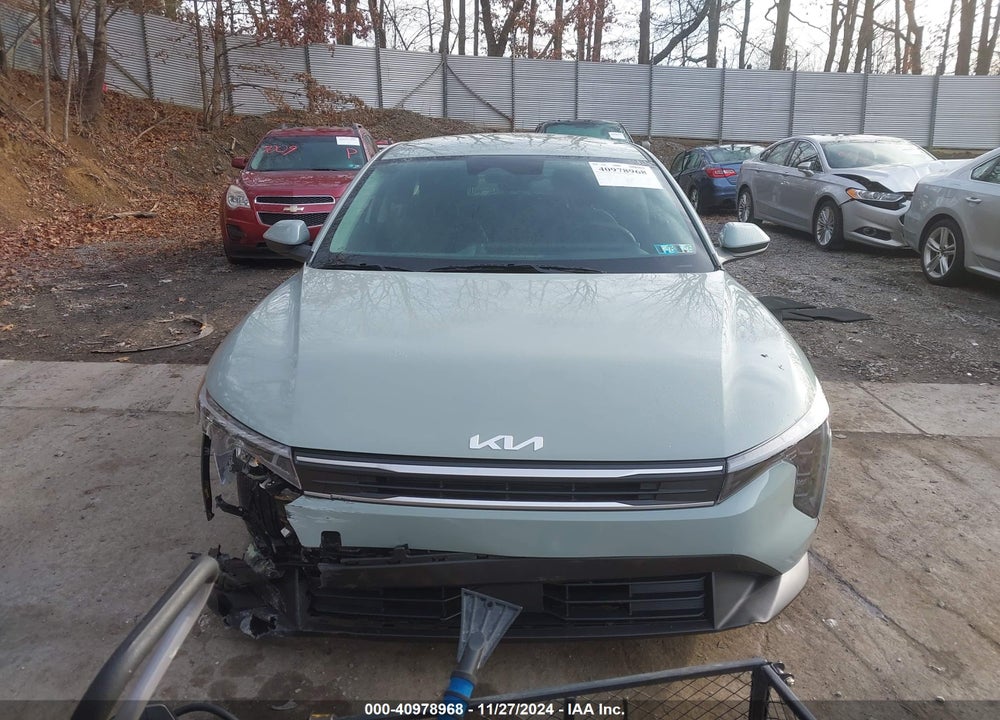 2025 KIA K4 LXS VIN: 3KPFT4DEXSE005098