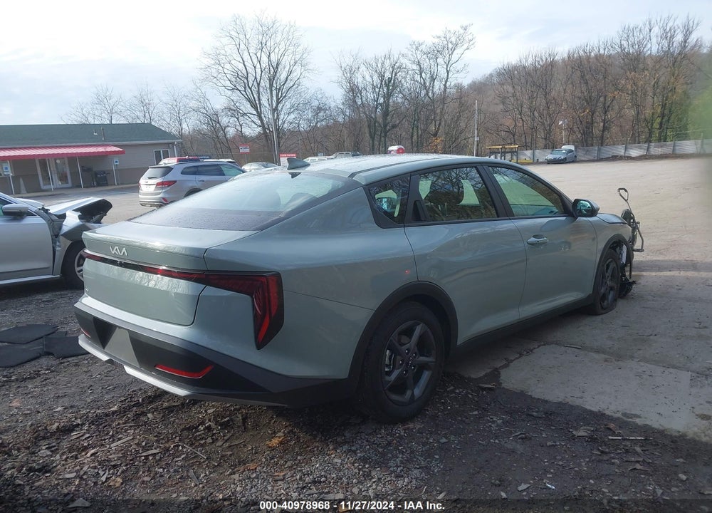 2025 KIA K4 LXS VIN: 3KPFT4DEXSE005098