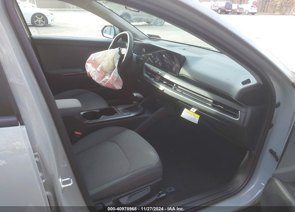 2025 KIA K4 LXS VIN: 3KPFT4DEXSE005098