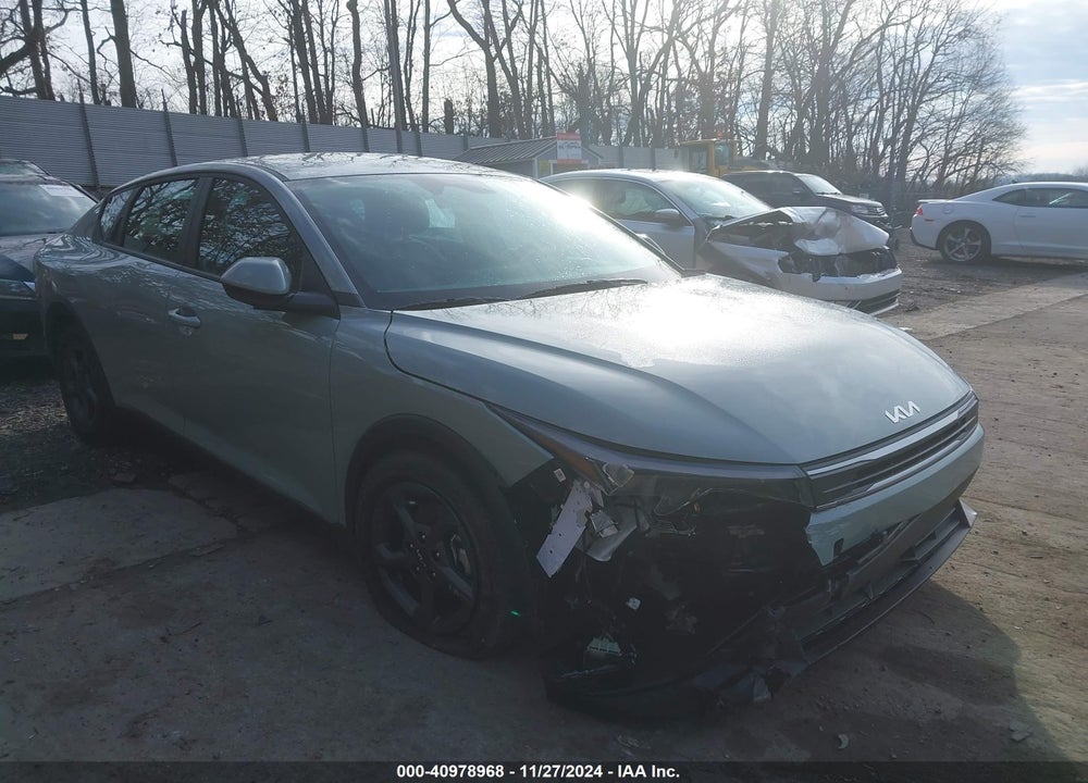 2025 KIA K4 LXS VIN: 3KPFT4DEXSE005098