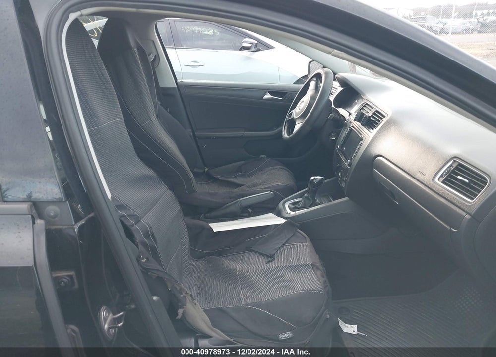 2013 VOLKSWAGEN JETTA 2.0L S VIN: 3VW2K7AJ6DM228006
