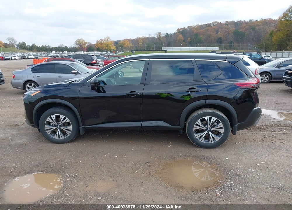 2022 NISSAN ROGUE SV FWD VIN: 5N1BT3BA3NC714388