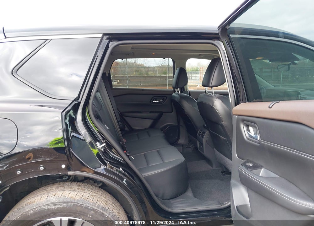 2022 NISSAN ROGUE SV FWD VIN: 5N1BT3BA3NC714388